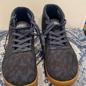 No bull midrise canvas